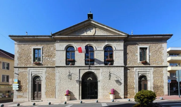 Lagnieu (01150)